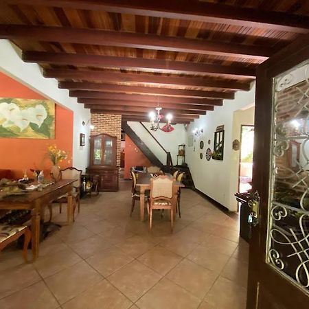 Lumiar Colonial Chalet: Riverside Retreat with Private Deck Exterior photo
